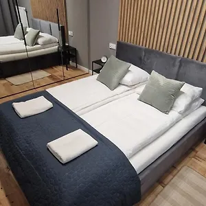 apt-luxury-modern-citybeat11.krakowhotelspoland.com/